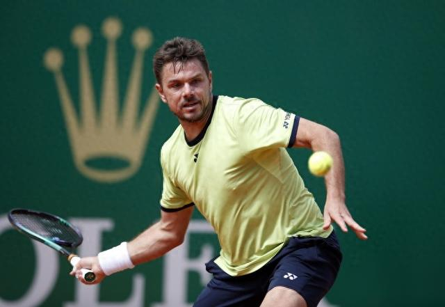 防线应接不 防线应接不